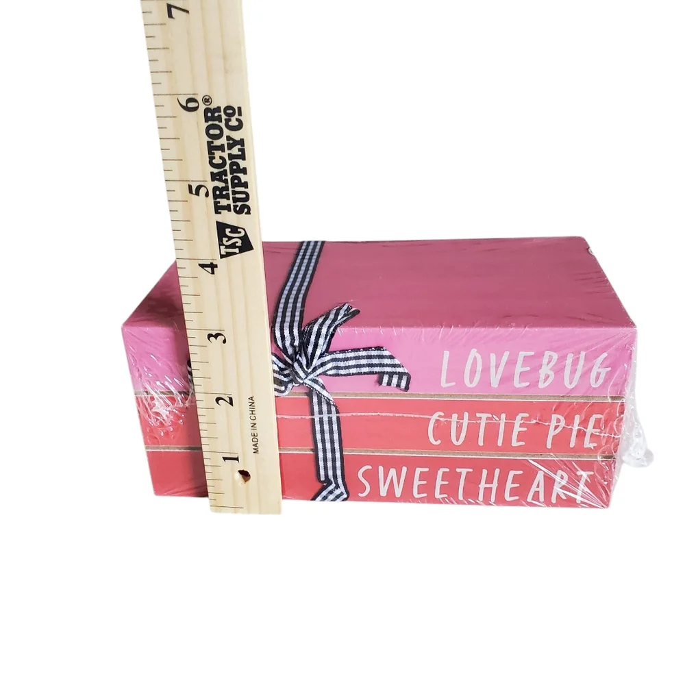New Love-Themed Home Party Decor Set - Red and White Valentines
